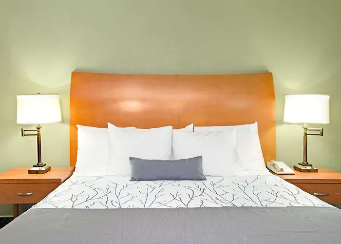 Days Inn By Wyndham San Jose Convention Center