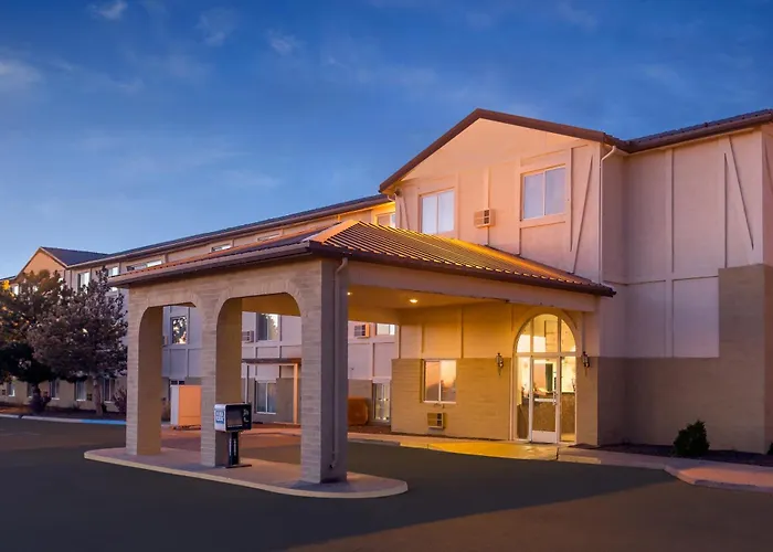 Super 8 By Wyndham Holbrook