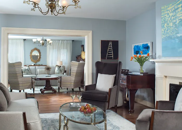 Linden Row Inn