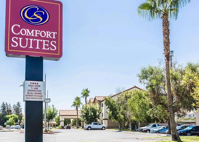 Comfort Suites