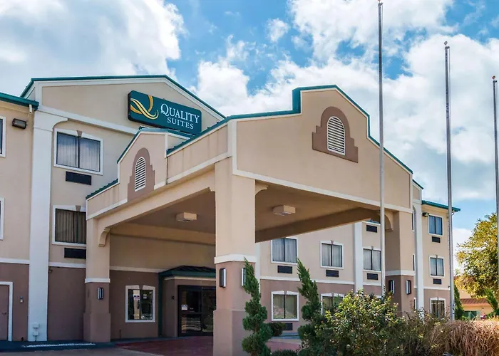Quality Suites Burleson - Ft Worth