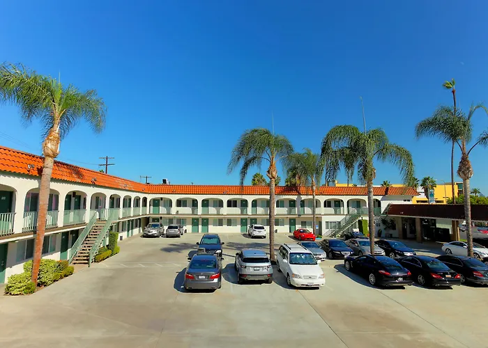 Dunes Inn - Sunset (Adults Only)