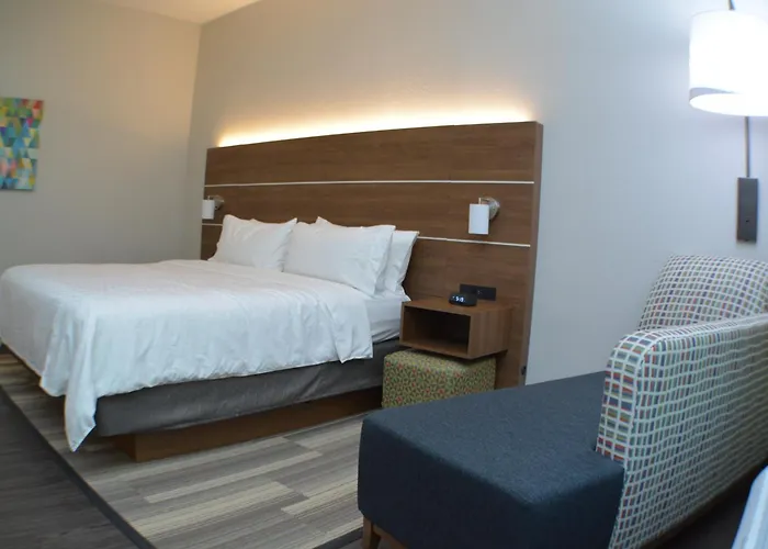 Holiday Inn Express By Ihg