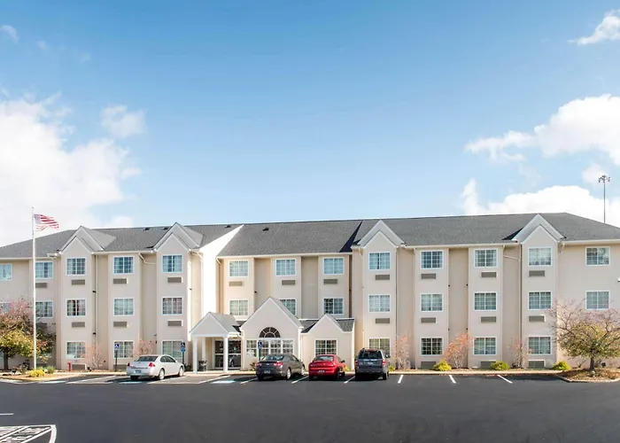 Microtel Inn And Suites North Canton