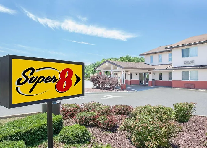 Super 8 By Wyndham