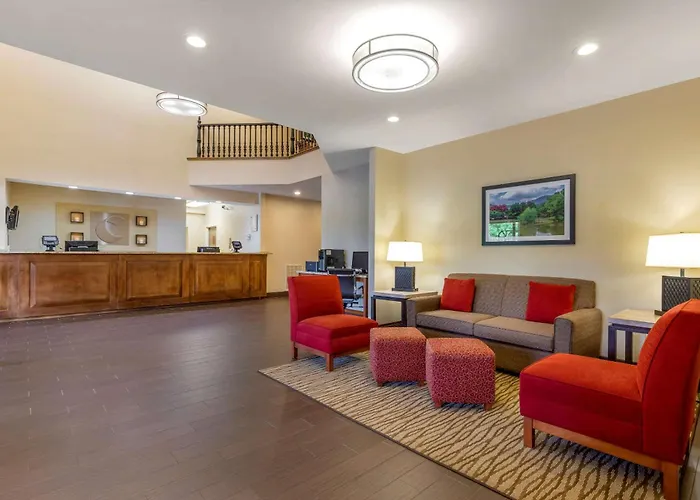 Comfort Inn & Suites Lenoir Hwy 321 Northern Foothills