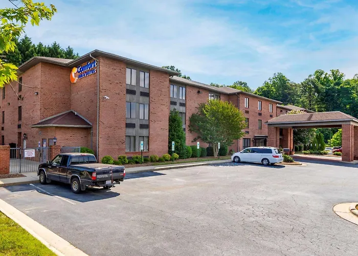 Comfort Inn & Suites Lenoir Hwy 321 Northern Foothills