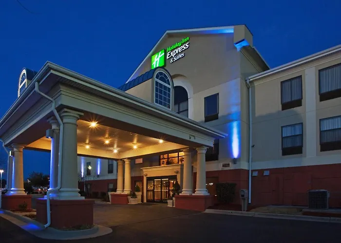 Holiday Inn Express Hotel & Suites Laurinburg By Ihg