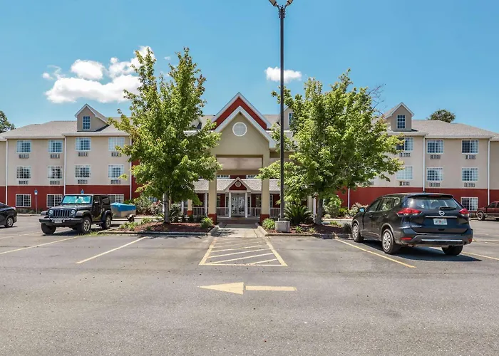 Econo Lodge Inn & Suites South