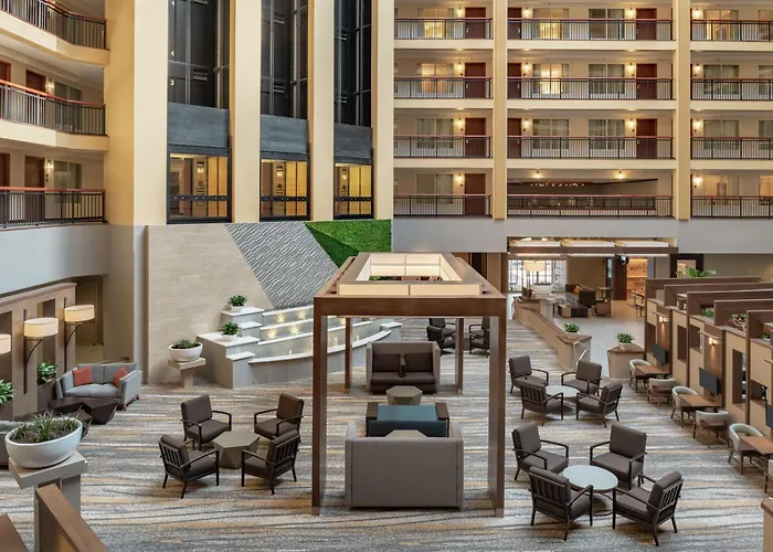 Embassy Suites By Hilton Cleveland Rockside