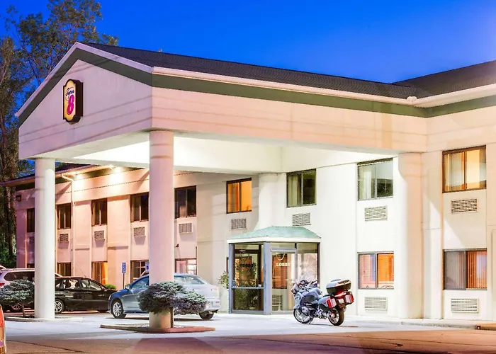 Super 8 By Wyndham