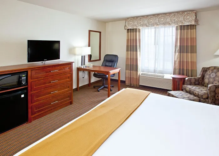 Holiday Inn Express Grand Rapids Southwest By Ihg