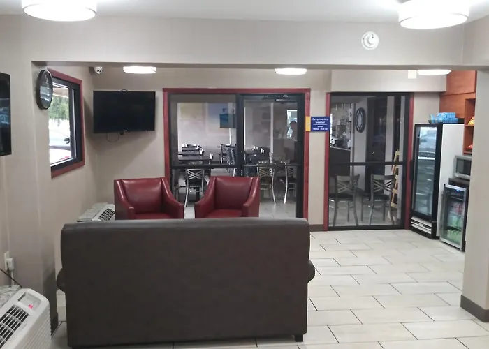 Quality Inn Middleburg Heights Near Cleveland Airport