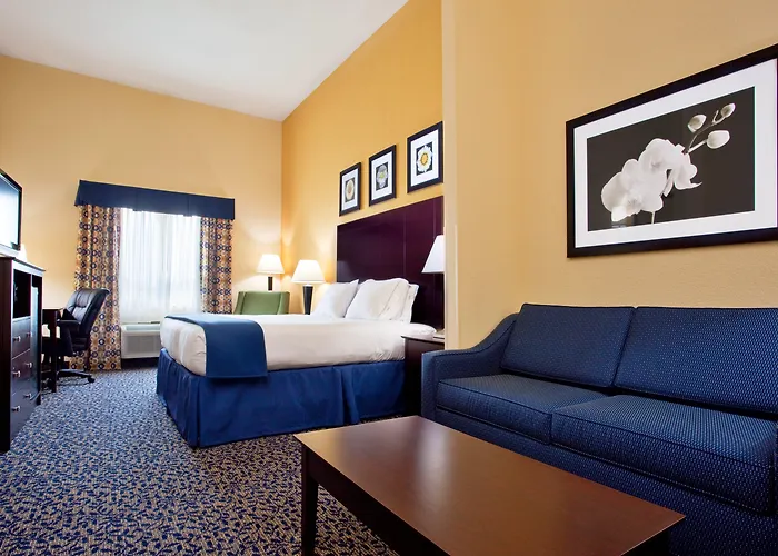 Holiday Inn Express And Suites South-Airport Area By Ihg