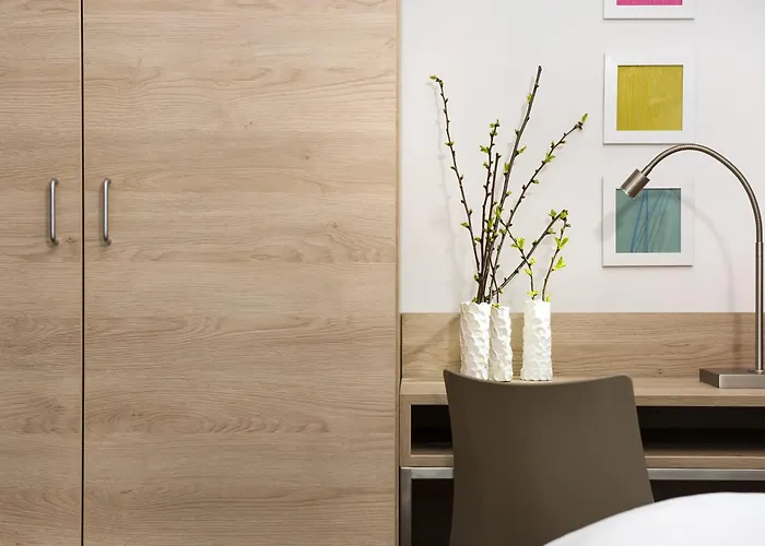 Business & Budget Tessin