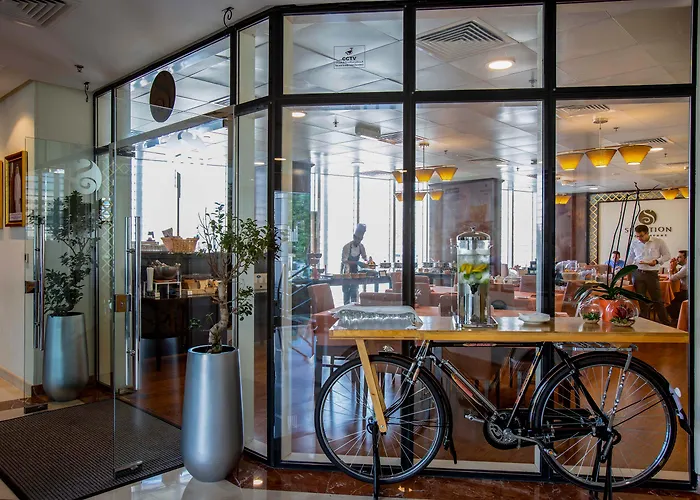 Kingsgate Hotel Doha By Millennium Hotels