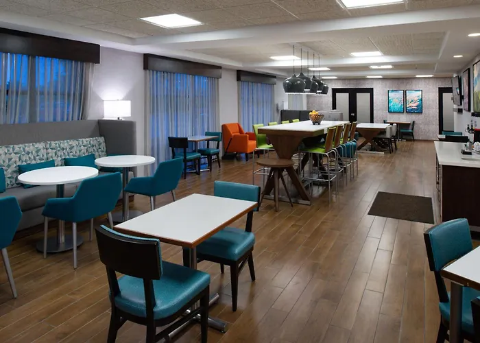 Hampton Inn Laporte
