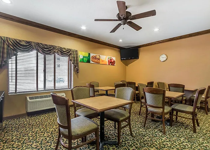 Comfort Inn & Suites Emporia