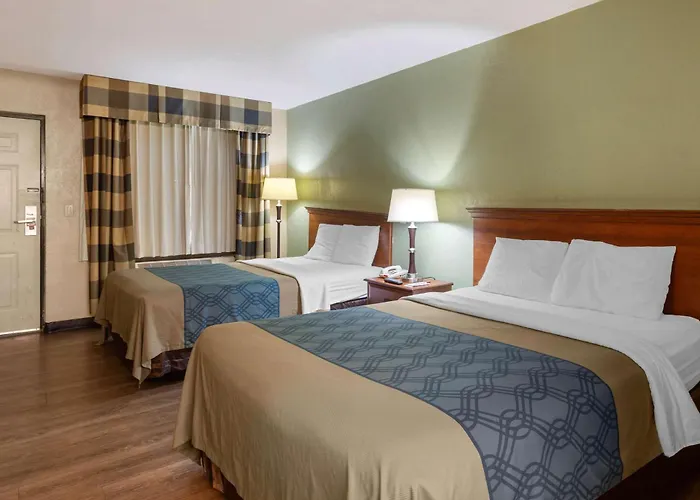 Econo Lodge - Kansas City South