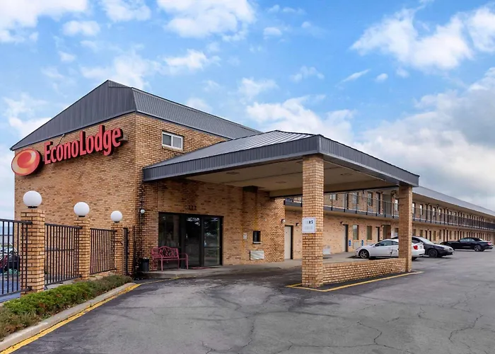 Econo Lodge - Kansas City South