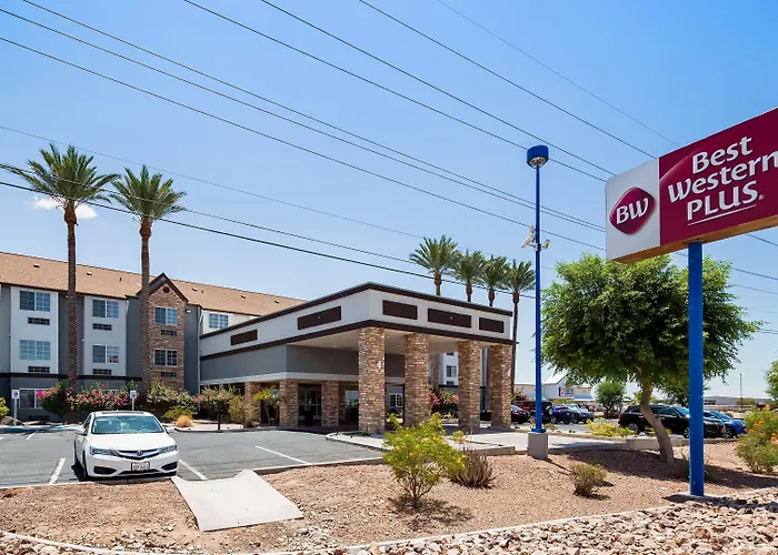 La Quinta Inn & Suites By Wyndham Tulsa Downtown - Route 66