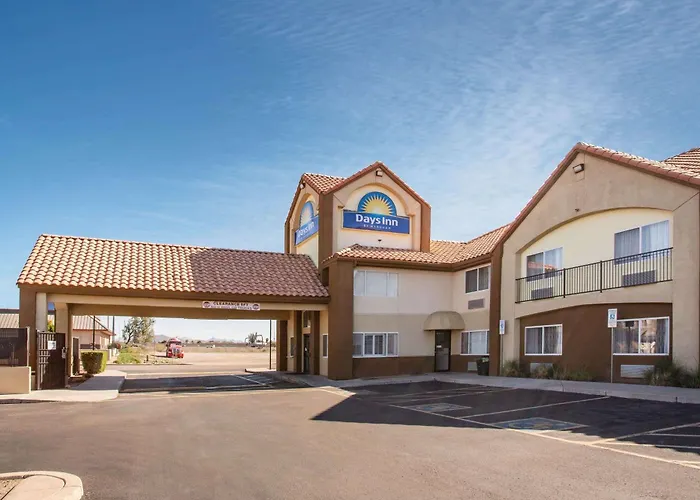 Days Inn By Wyndham Phoenix North