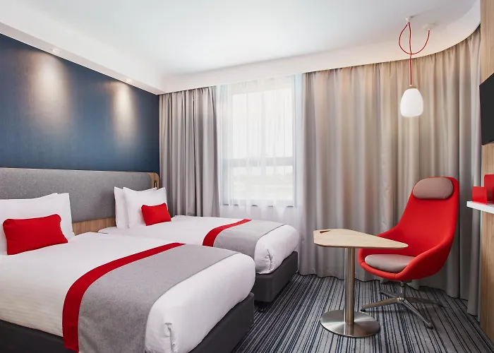 Holiday Inn Express -Ealing By Ihg