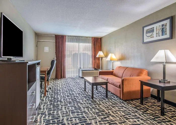 Quality Inn & Suites York East