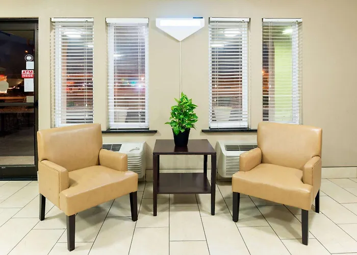 Super 8 By Wyndham Springfield East