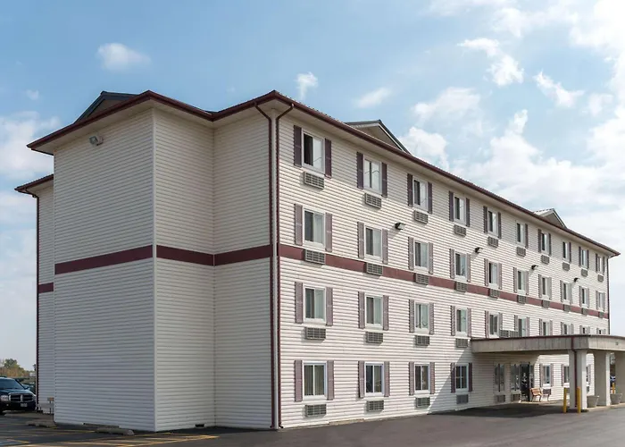 Super 8 By Wyndham Springfield East