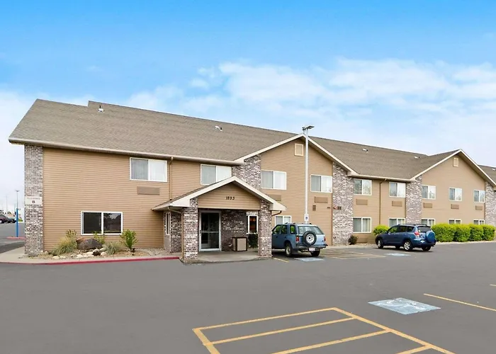 Quality Inn & Suites North