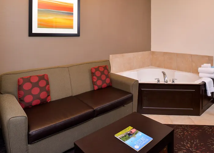 Holiday Inn Express Hotel & Suites Lancaster-Lititz By Ihg