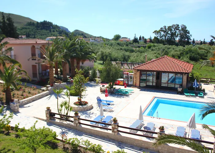 Daniel Hotel (Adults Only)