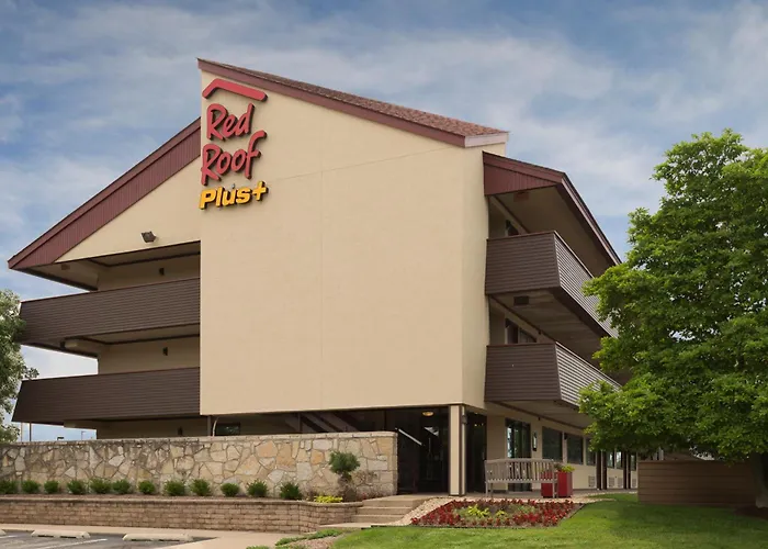 Red Roof Inn Plus+ Chicago - Naperville