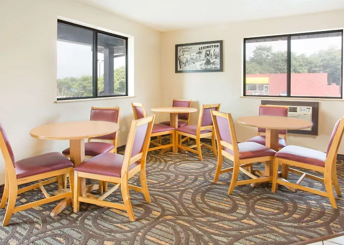 Super 8 By Wyndham Lexington Va
