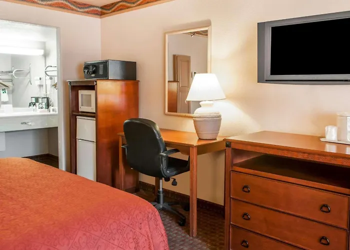 Quality Inn & Suites Las Cruces - University Area