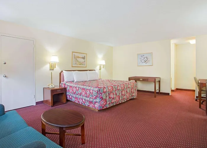Bristol Parkway Inn