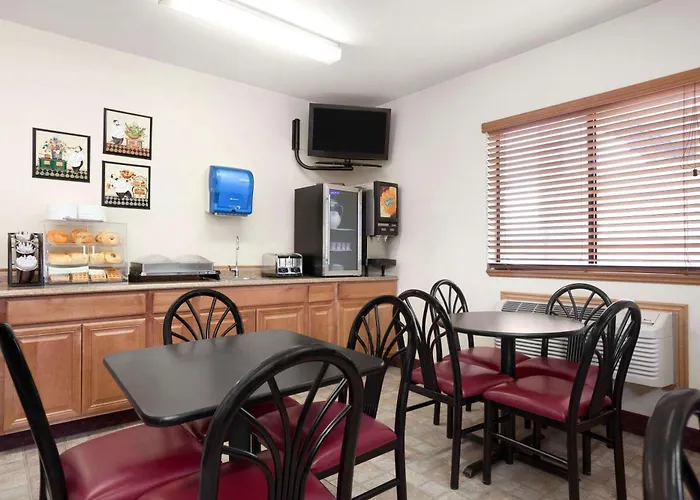 Travelodge By Wyndham Nv