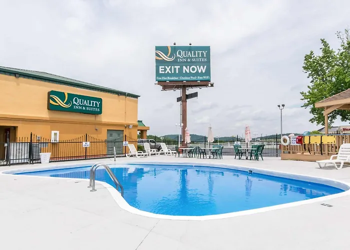 Quality Inn & Suites Horse Cave - Cave City