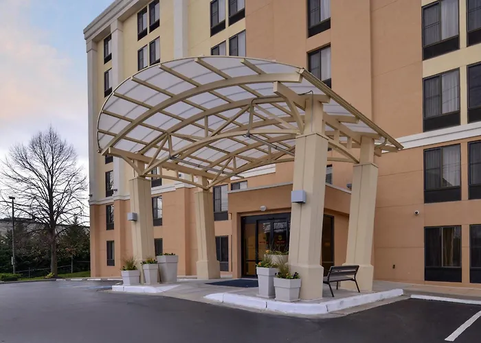 Holiday Inn Express By Ihg