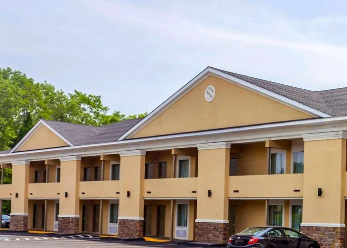Quality Inn Waterbury East