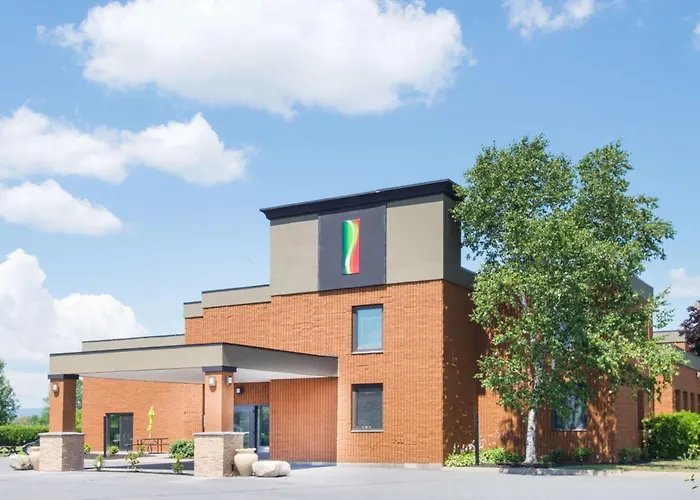 Super 8 By Wyndham Plattsburgh