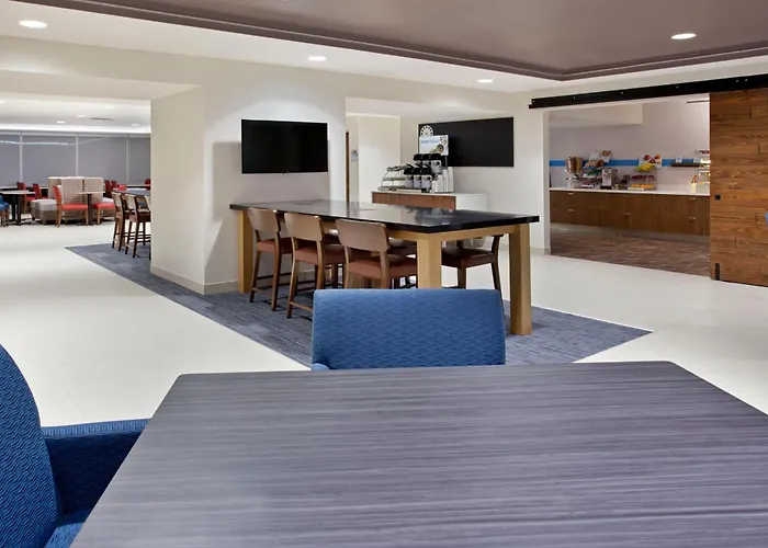 Holiday Inn Express Hotel & Suites Austin Downtown - University By Ihg