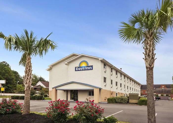 Days Inn By Wyndham Greenwood Sc