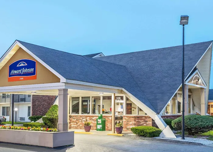 Howard Johnson By Wyndham