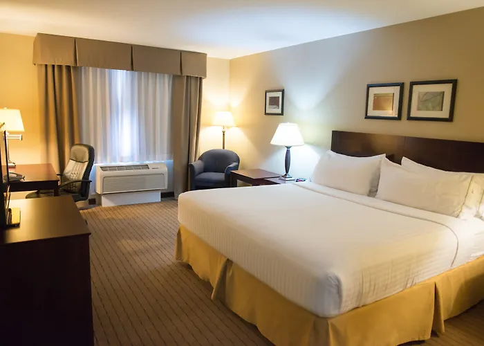 Holiday Inn Express Devils Lake By Ihg