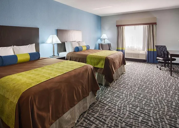 Best Western Plus Lonestar Inn & Suites