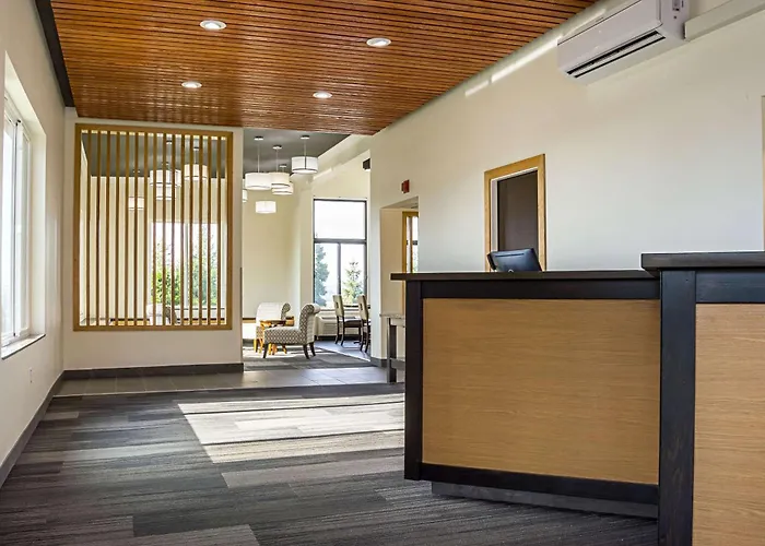 Quality Inn & Suites Clackamas - Portland