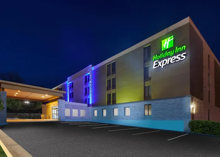 Holiday Inn Express Fairfax-Arlington Boulevard By Ihg