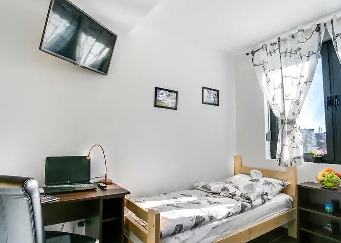 Hostel Moving